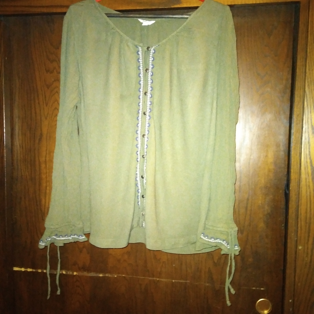 Green tunic style Large long sleeved top